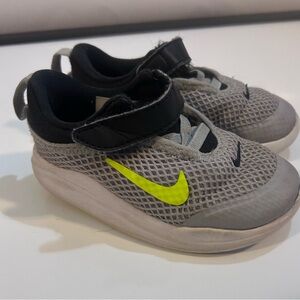 Nike Gray & Black Infant Toddler Sneakers, Neon Logo, Athletic Shoes, Size 6C